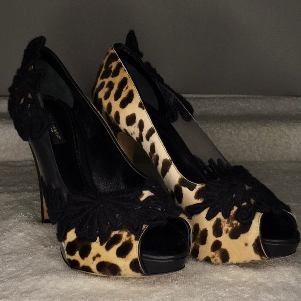 Dolce&Gabbana Pony Hair Leopard Print Heels with Flower Embellishments (EU 39.5)